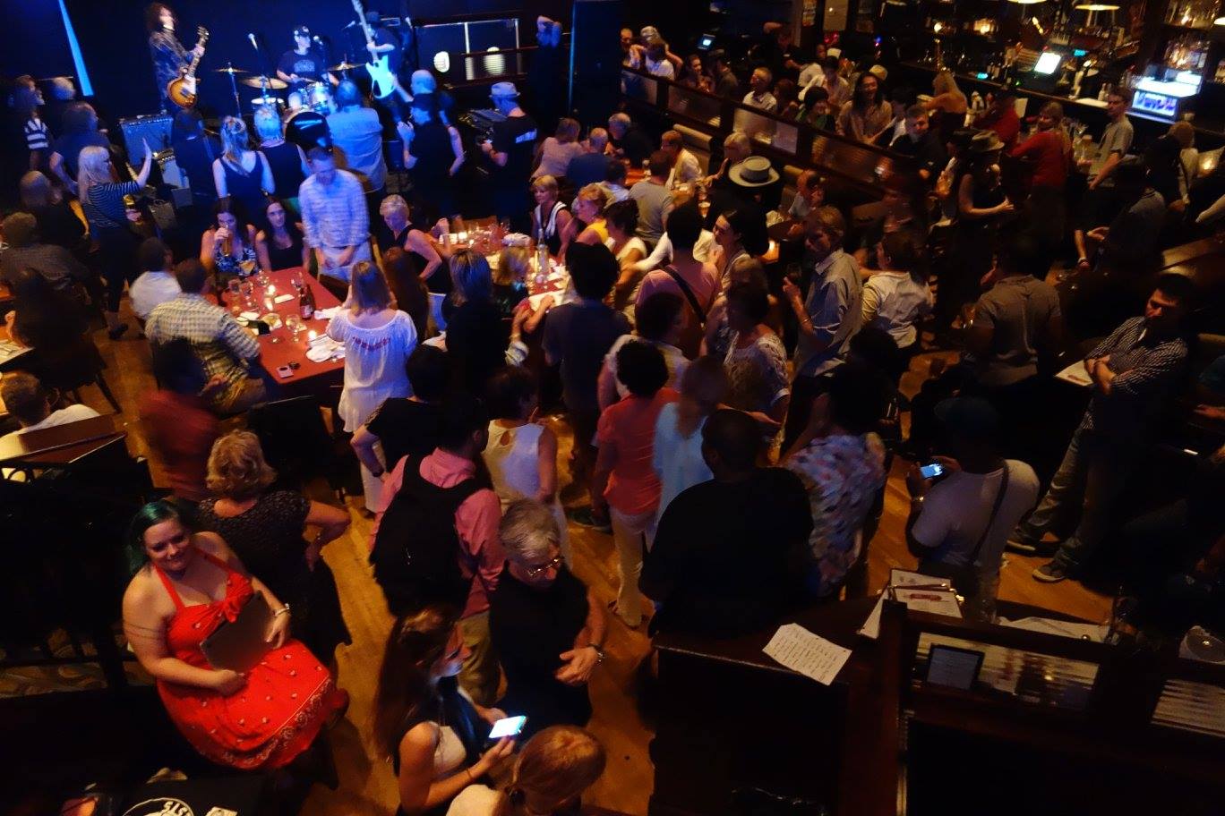 Crowded B.B. King’s blues show powered by SuprFanz